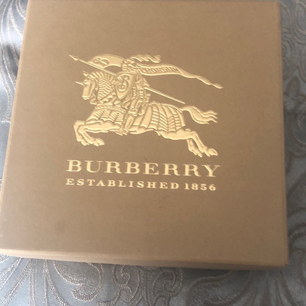 100% Authentic Burberry Box